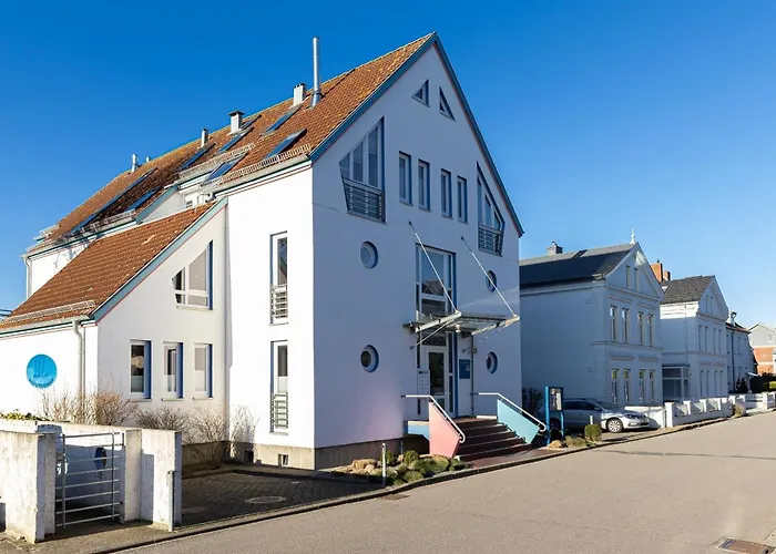 Haus Windjammer Krusenstern * 라보에